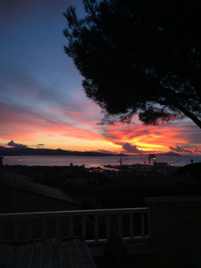 Studio Pirate Vue Mer - Soleil Levant La Ciotat Apartment Luaran gambar